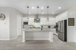 824 E Monte Wy, Phoenix, AZ 85042 - Photo 6