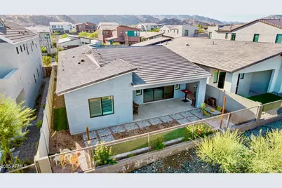 824 E Monte Way, Phoenix, AZ 85042 - Photo 48