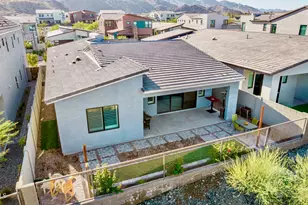 824 E Monte Wy, Phoenix, AZ 85042 - Photo 48