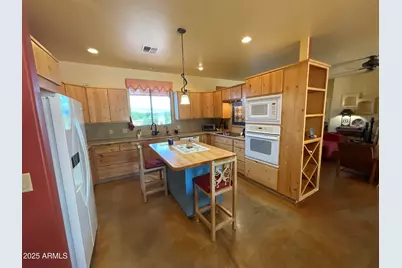 1455 S Bent Creek Lane, Cornville, AZ 86325 - Photo 12