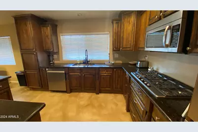 6823 W Union Hills Drive, Glendale, AZ 85308 - Photo 30