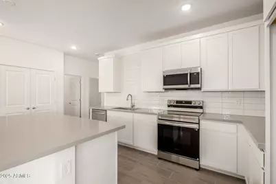 22949 N 183rd Drive, Surprise, AZ 85387 - Photo 8