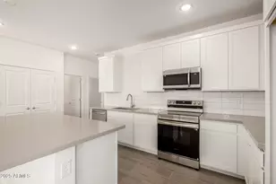 22949 N 183rd Dr, Surprise, AZ 85387 - Photo 8