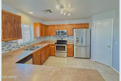 12646 W Willow Avenue, El Mirage, AZ 85335 - Photo 10