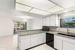 9714 E Cochise Pl, Sun Lakes, AZ 85248 - Photo 10