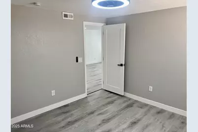 10951 N 91st Avenue #218, Peoria, AZ 85345 - Photo 12