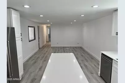 10951 N 91st Avenue #218, Peoria, AZ 85345 - Photo 8