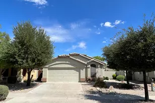15796 W Latham St, Goodyear, AZ 85338 - Photo 2