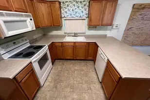 15796 W Latham St, Goodyear, AZ 85338 - Photo 10