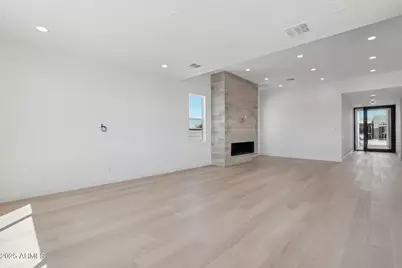 2311 E Aquarius Place, Chandler, AZ 85249 - Photo 14