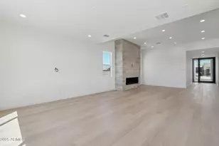 2311 E Aquarius Pl, Chandler, AZ 85249 - Photo 14