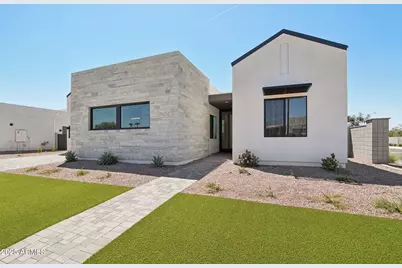 2311 E Aquarius Place, Chandler, AZ 85249 - Photo 2