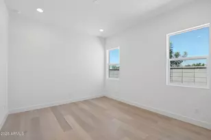 2311 E Aquarius Pl, Chandler, AZ 85249 - Photo 32