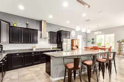 18370 W Goldenrod Street, Goodyear, AZ 85338 - Photo 16