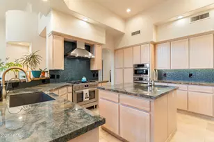 24019 N 112th Pl, Scottsdale, AZ 85255 - Photo 16