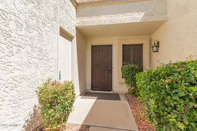 19093 N 97th Lane, Peoria, AZ 85382 - Photo 4