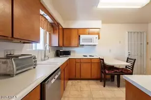 6449 E Des Moines St, Mesa, AZ 85205 - Photo 10