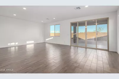 21581 N Daniel Drive, Maricopa, AZ 85138 - Photo 6