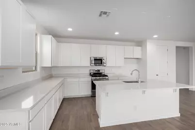 21581 N Daniel Drive, Maricopa, AZ 85138 - Photo 4