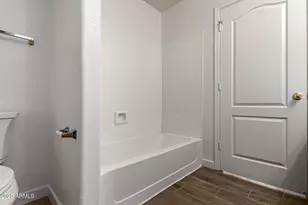 8676 N 96th Ln, Peoria, AZ 85345 - Photo 40