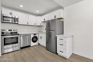 325 N 17th Dr, Phoenix, AZ 85007 - Photo 56