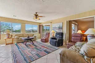 19832 N Cherry Tree Ln, Sun City, AZ 85373 - Photo 8