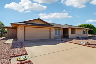 19832 N Cherry Tree Ln, Sun City, AZ 85373 - Photo 4