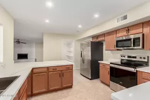 5107 W Harmont Dr, Glendale, AZ 85302 - Photo 16