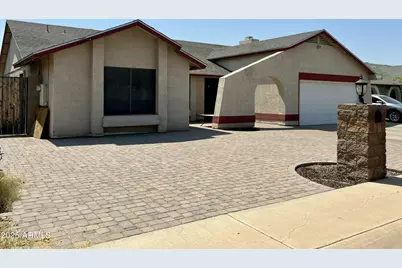 8007 W Tuckey Lane, Glendale, AZ 85303 - Photo 2