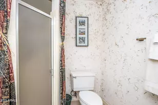 7631 E Sandalwood Dr, Scottsdale, AZ 85250 - Photo 18