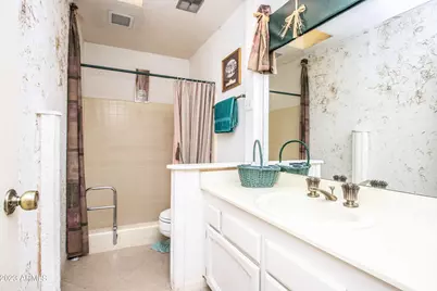 7631 E Sandalwood Drive, Scottsdale, AZ 85250 - Photo 14