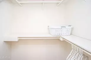 7633 E Sandalwood Dr, Scottsdale, AZ 85250 - Photo 18