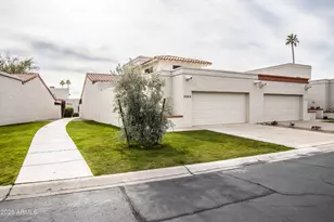 7633 E Sandalwood Dr, Scottsdale, AZ 85250 - Photo 2