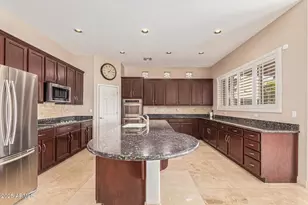 441 W Desert Flower Ln, Phoenix, AZ 85045 - Photo 6