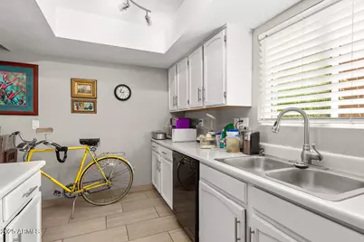 3031 N Civic Center Plaza #230, Scottsdale, AZ 85251 - Photo 12