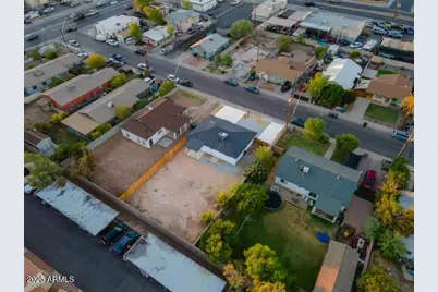 427 E Crescent Avenue, Mesa, AZ 85204 - Photo 42