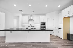 8712 W Colter St, Glendale, AZ 85305 - Photo 2