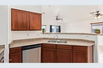 1637 E Ash Avenue, Buckeye, AZ 85326 - Photo 10