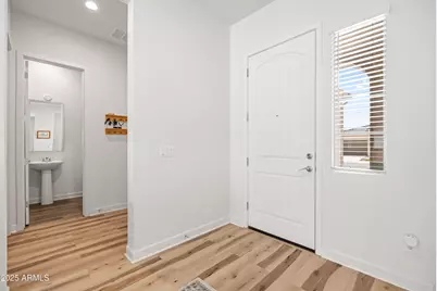 11038 E Utopia Avenue, Mesa, AZ 85212 - Photo 4