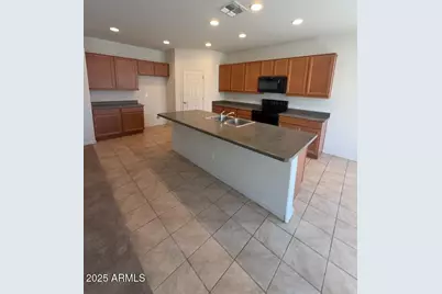 19928 W Buchanan Street, Buckeye, AZ 85326 - Photo 4