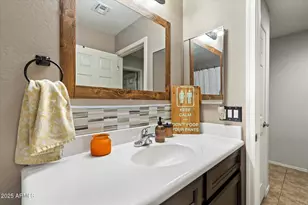 8025 S 5th Ave, Phoenix, AZ 85041 - Photo 16