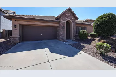 22013 W Hadley Street, Buckeye, AZ 85326 - Photo 2
