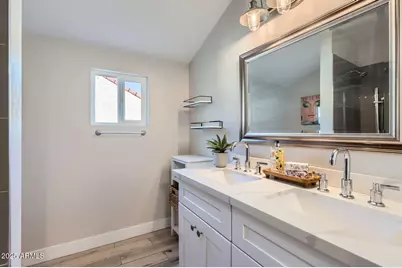 4525 E Rhonda Drive, Phoenix, AZ 85018 - Photo 12