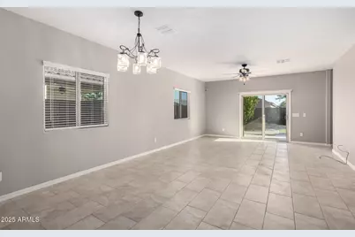 141 W Jamaica Place, Casa Grande, AZ 85122 - Photo 2