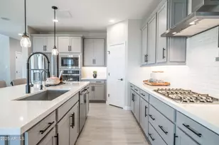 11897 N 169th Ave, Surprise, AZ 85388 - Photo 16