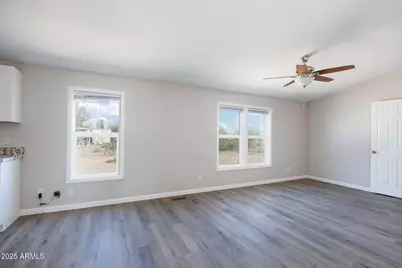 11427 W Stagecoach Road, Arizona City, AZ 85123 - Photo 10