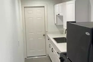 2024 N 26th Pl, Phoenix, AZ 85008 - Photo 10