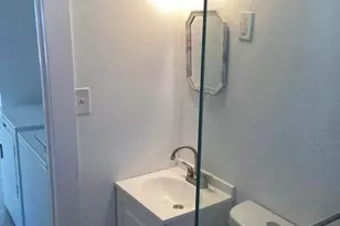 2024 N 26th Pl, Phoenix, AZ 85008 - Photo 2