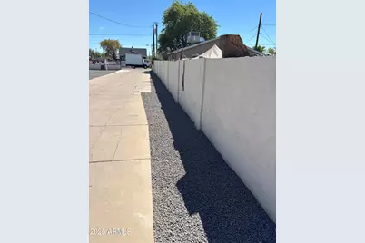 2024 N 26th Place, Phoenix, AZ 85008 - Photo 18