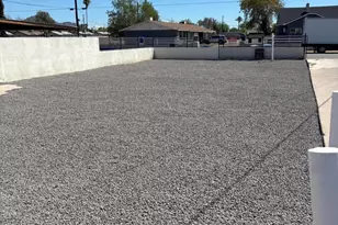 2024 N 26th Pl, Phoenix, AZ 85008 - Photo 12